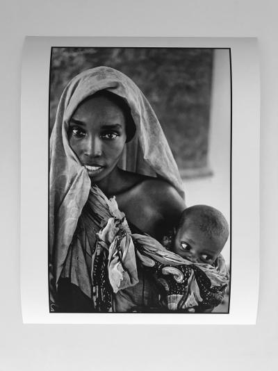 José NICOLAS - Somalienne avec son enfant, 1992 - Photographie 2